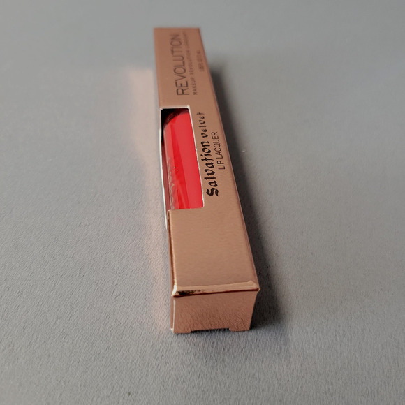 Makeup Revolution London Salvation Velvet Lip Lacquer Attract 0.08oz Matte New - Picture 8 of 9